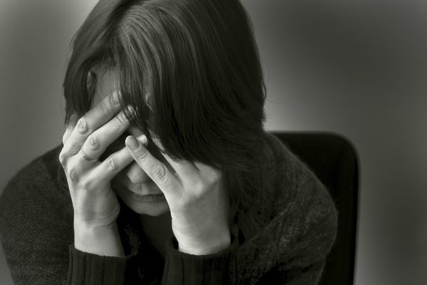 افسردگی چیست؟ نشانه ها و علائم افسردگی چه هستند؟